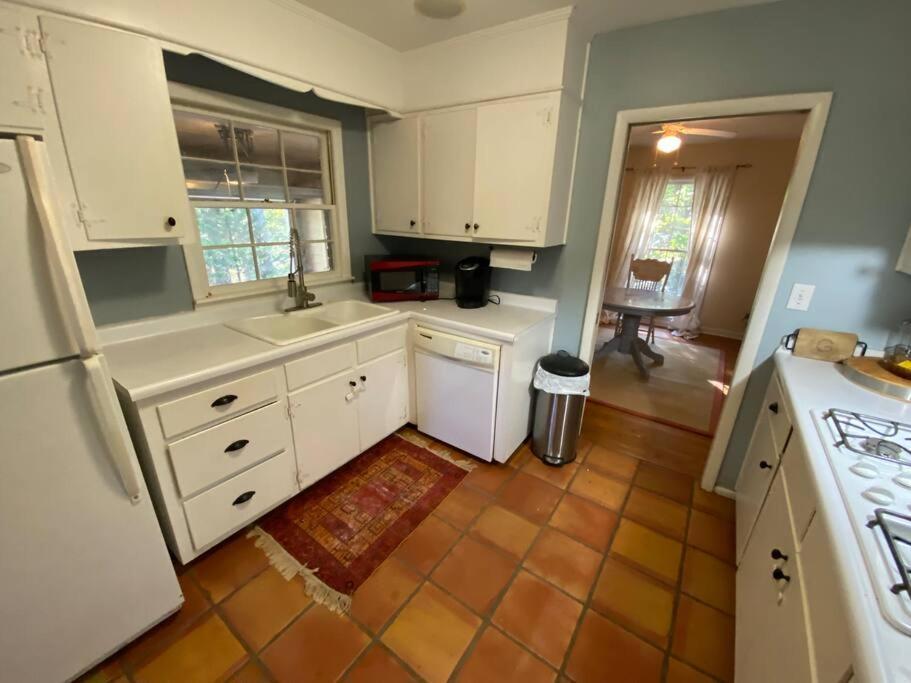 Whole House In Athens, Private, Fenced, Convenient, Close To Downtown Exterior photo